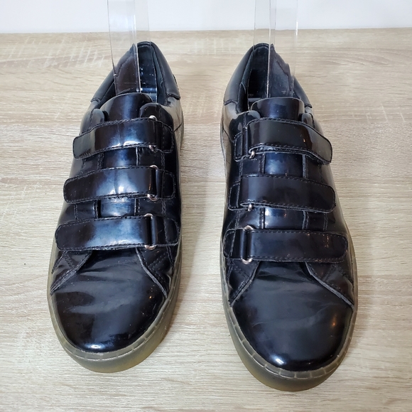 Michael Kors Black Craig Patent Leather Sneaker - Picture 3 of 10